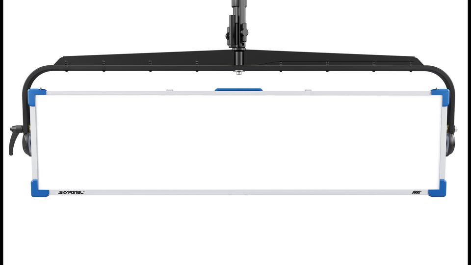 ARRI SkyPanel S120-C - 照明